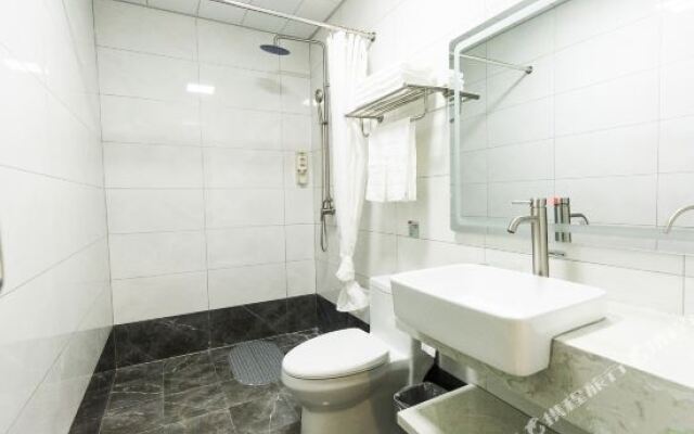 Cohoney's Chain Hotel (Qinghe Cultural Market)