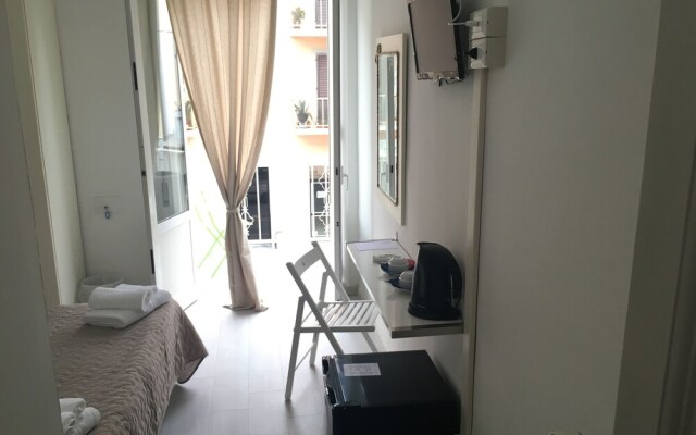 City Hotel