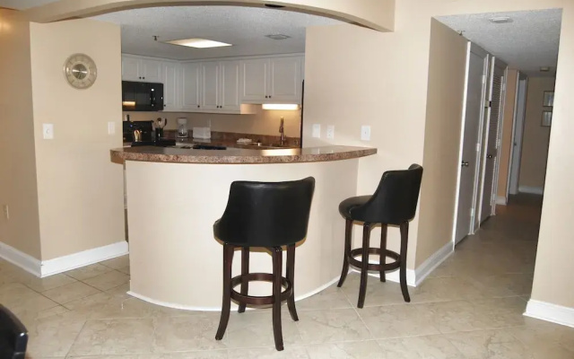 North Hampton 1106 by RedAwning
