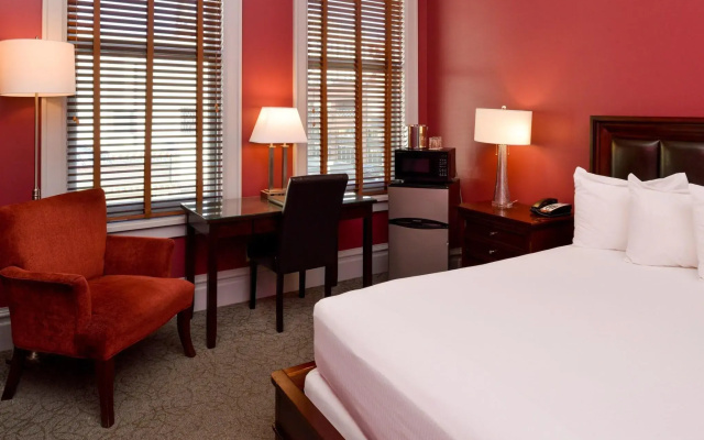 Montvale Hotel