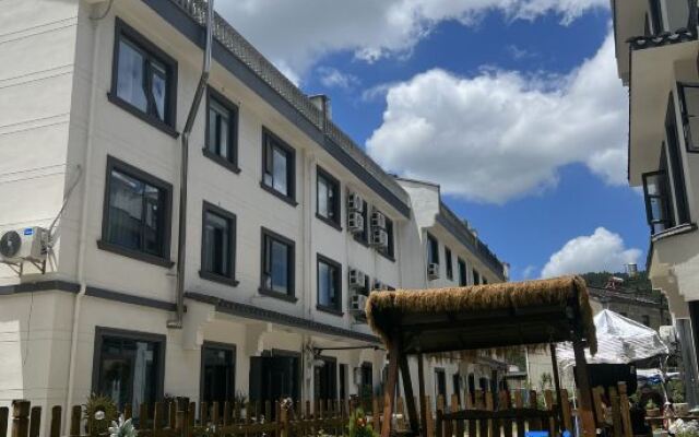 Rooftop Park Hyatt Residence