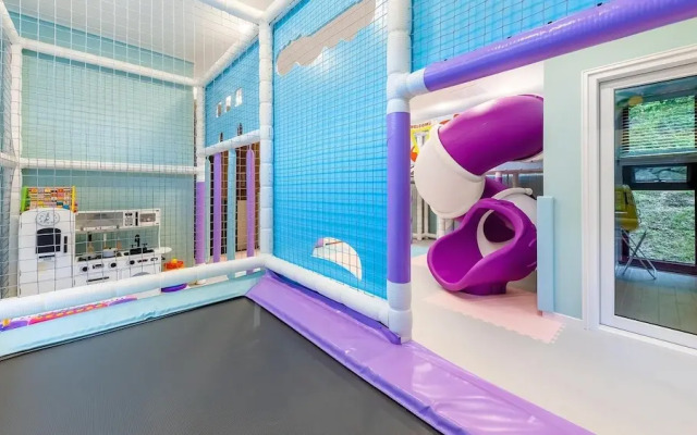 Gapyeong Youkids Poolvilla