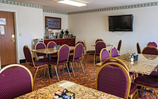 Guesthouse Inn Suites D