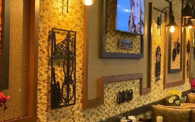 10 Numara Gold Suit Otel