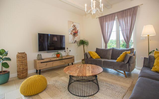 Vita 5 in Visnjan with 4 bedrooms and 4 bathrooms