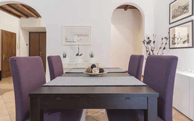 Pantheon Charming Apartment