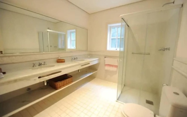 Casa Jardins de Iporanga