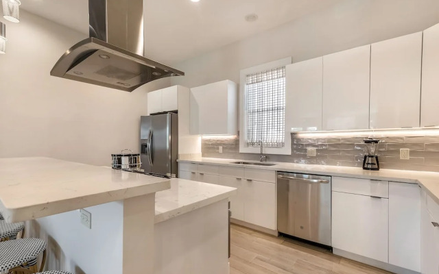 Bienville 4BR Stunning Townhouses Mid City