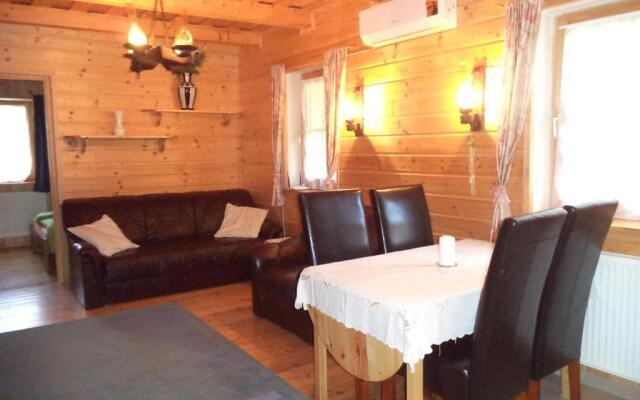 Kinga House