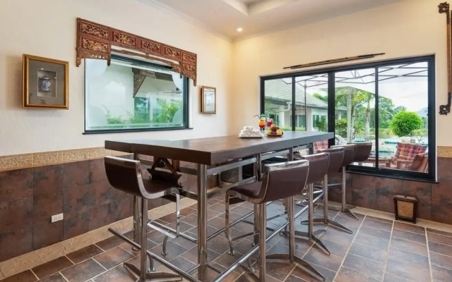 Sahaswara Luxury Villa Pattaya