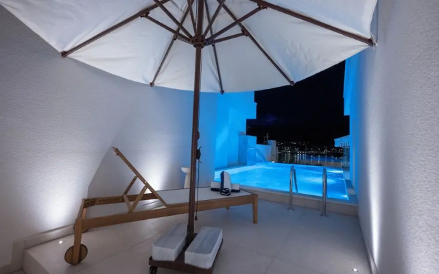 Seaside Villa by Brown Hotels
