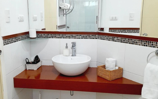 Stylish New Apartment with stunning Ocean View near Miraflores