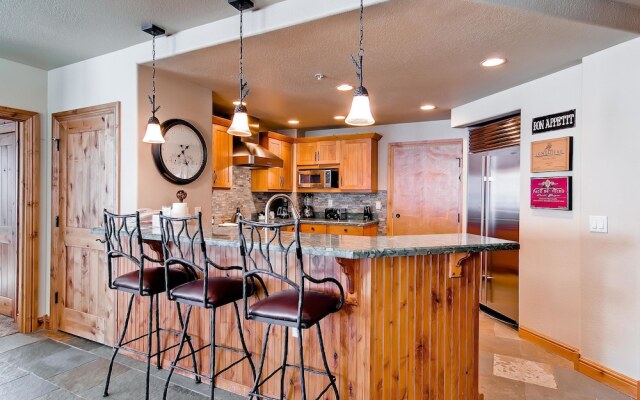 Torian Plum Creekside 513