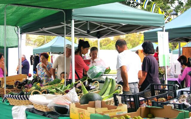 Comfortable Villa in Haría With Swimming Pool
