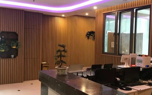 Jinlu Business Hotel