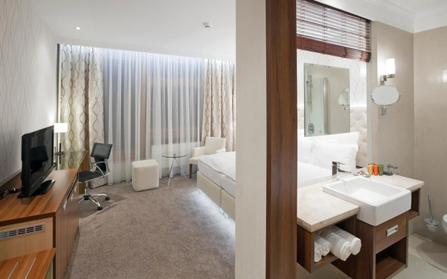 Pytloun City Boutique Self Check-in Hotel