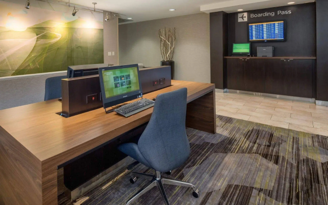Courtyard by Marriott Seattle Southcenter