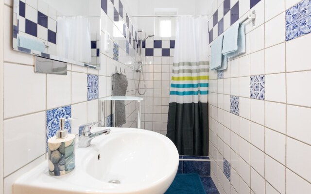 Fr.balcony-trendy neighborhood-2BR 45sqm