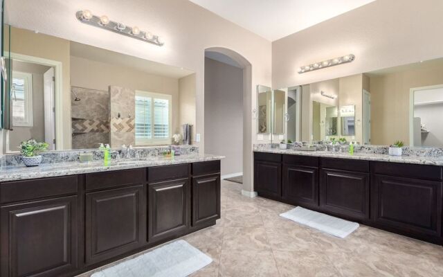 Athena 4 Bedroom Home by RedAwning