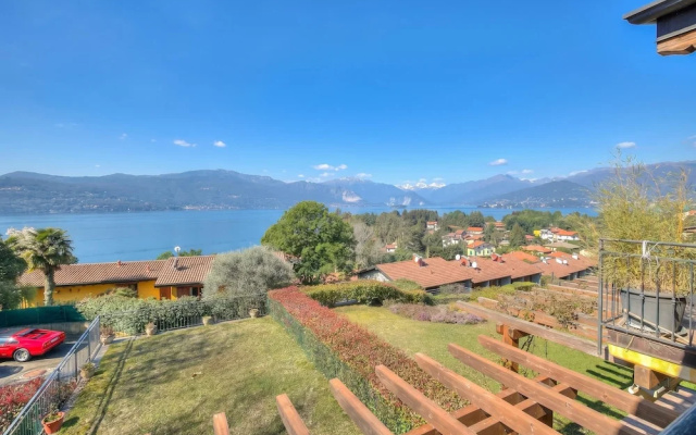 La Brezza Del Lago Maggiore With View