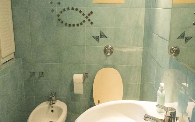 Nice and Cozy Quiet Apartment Right in the Center