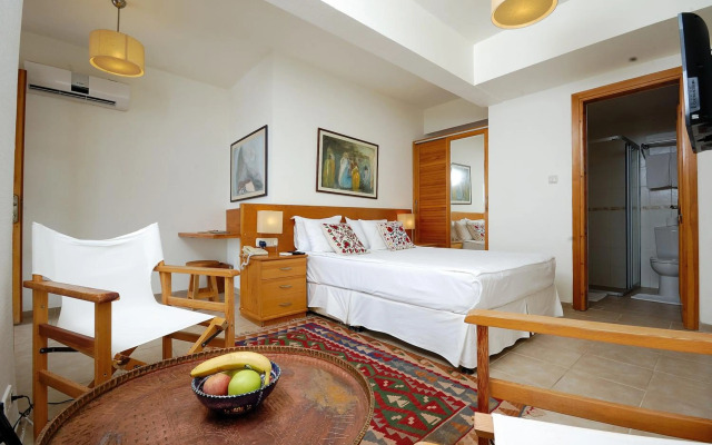 Lycia Hotel