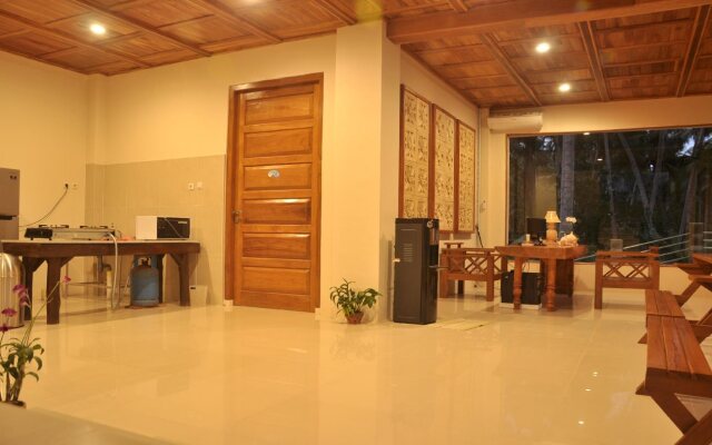 Crystal Beach Bali Hotel