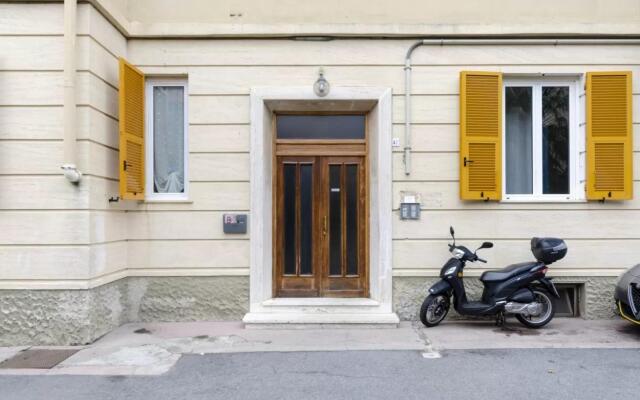 ALTIDO Homey 2-BR Family Flat next to the beach