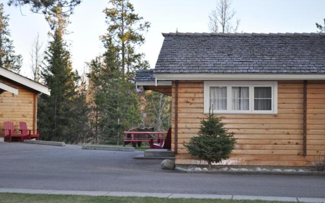 Jasper House Bungalows