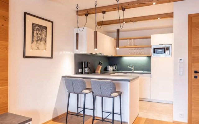Large Chalet With Carmine and Wellness Area