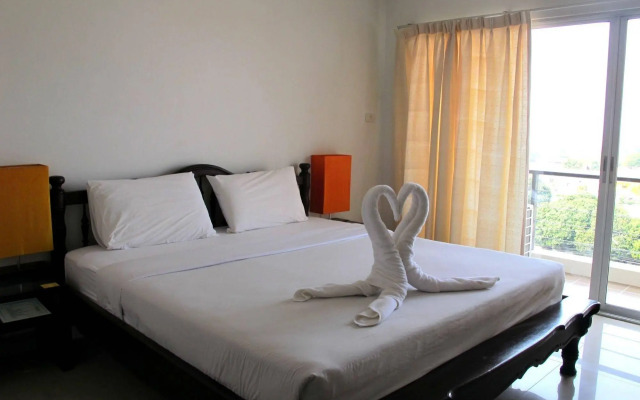 Chatkaew Hill & Residence