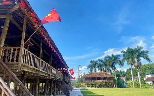 Mini Dien Bien Riverside Hotel - Lang Thai