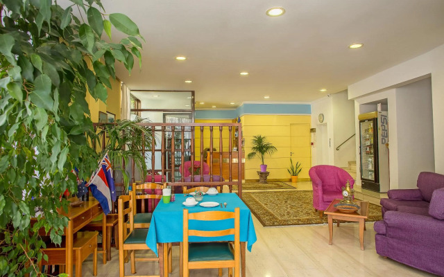 Nefeli Hotel