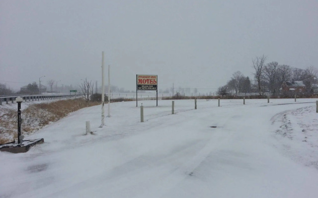 Pleasant Stay Motel