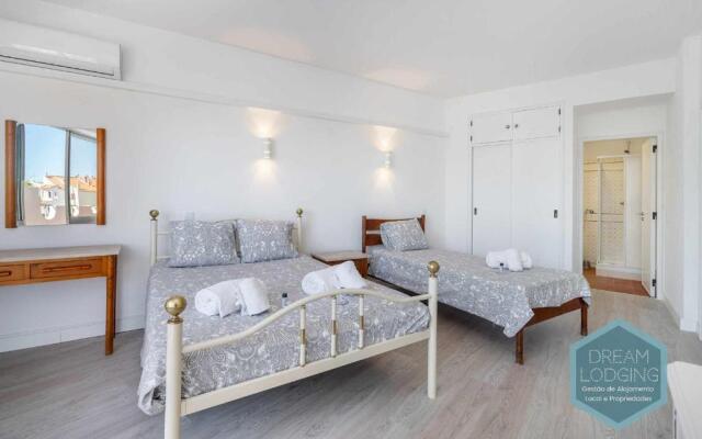 Artens 407 - Dream Lodging