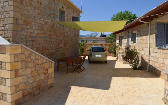 Villa Eleni - Private Pool Retreat Near Kardamili