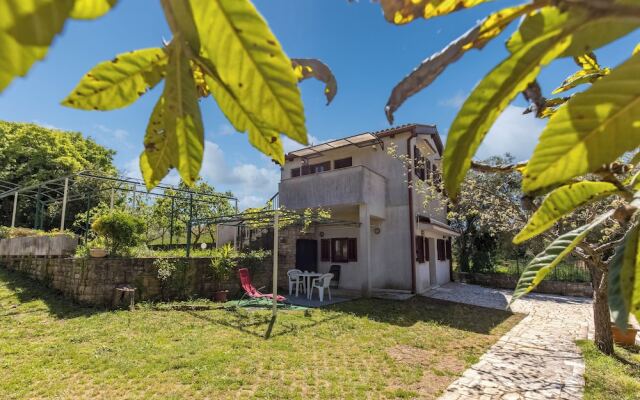 Holiday Home Sladonja - Apartment 02