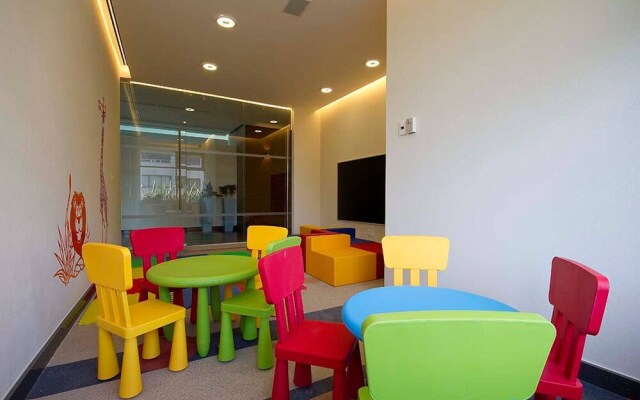 High-rise Reforma Apartment , 2bdr, 2bath,