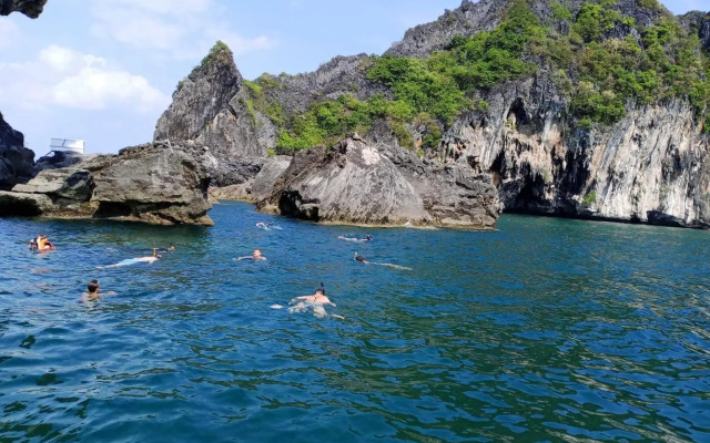 Chomview Resort