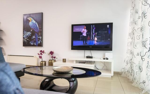 Bay View Gardens Apt 3