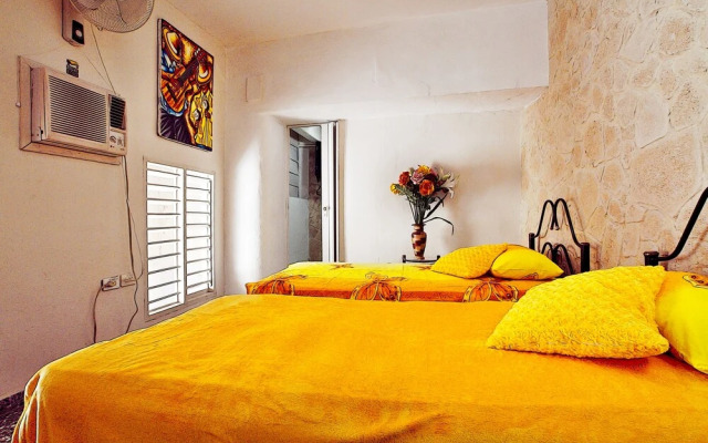 Hostal Mayra