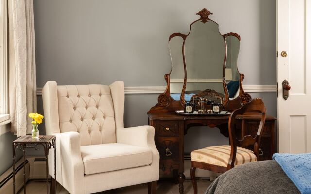 Rosemont Inn Bed & Breakfast