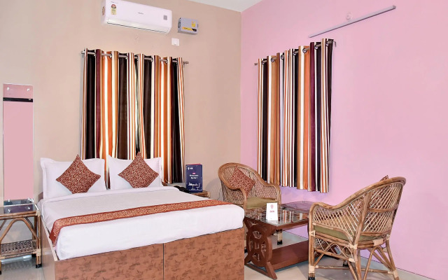 OYO 11447 Hotel The Tulip