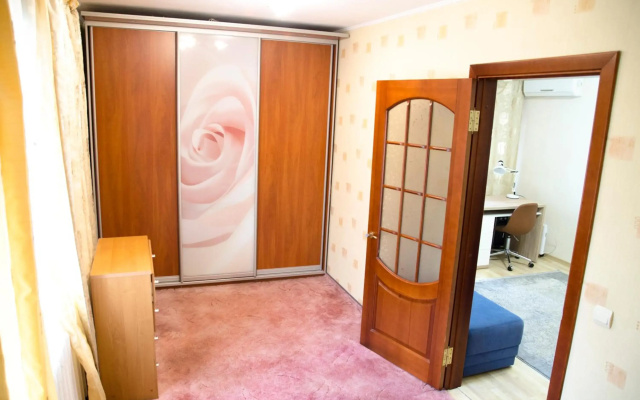 Apartments in the park area of the Dnipro