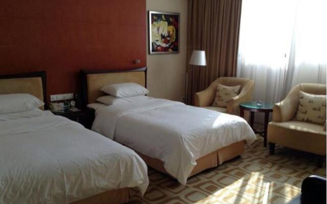Runyang Huanlong Hotel