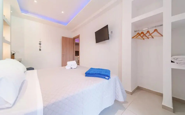 Iphigenia Apartments at Katelios