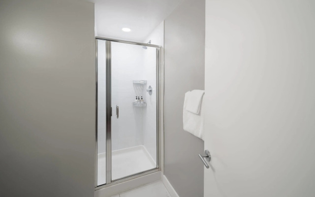 Reside Navy Yard, a Wyndham Residence