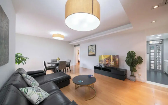 Tyms 3BR 2BA Apt Xujiahui Center