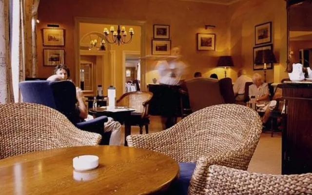 Old Bridge Hotel