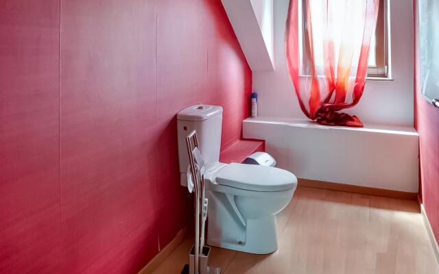 Holiday Home in Hamoir Filot With Pool